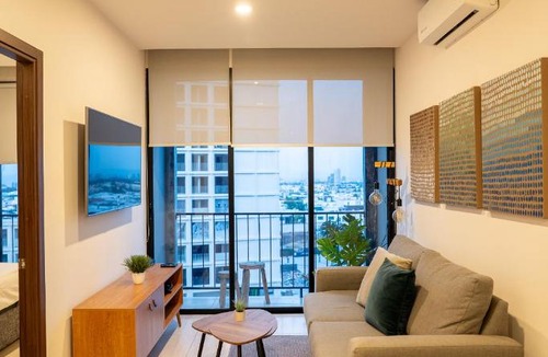 Zapopan Apartment | Nuevo Departamento Céntrico con Alberca y Parking