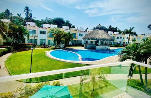 La Poza House | NUEVO VRBO CASA TERRARIUM ACAPULCO DIAMANTE