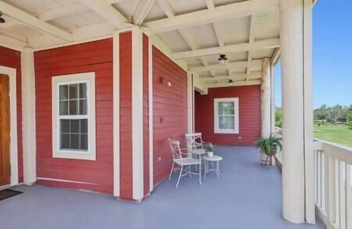 Lafitte Bed & Breakfast | Oak Cottage R102