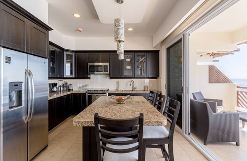 Puerto Escondido Resort | Ocean Front 2 Bedroom Residence