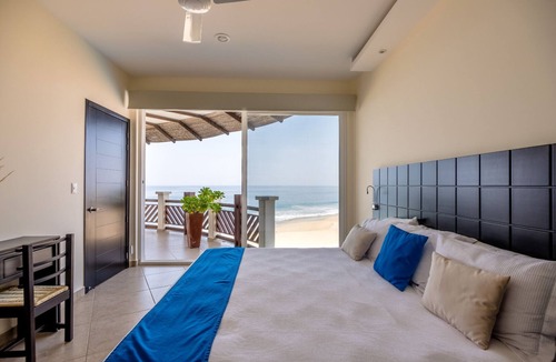 Puerto Escondido Resort | Ocean Front 4 Bedroom Penthouse with Resort Amenities Overlooking the Pacific!