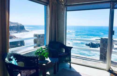 Punta Bandera Bed & Breakfast | Ocean Front Villa sleeps 6-15 (24hr gated community/private community) beach access