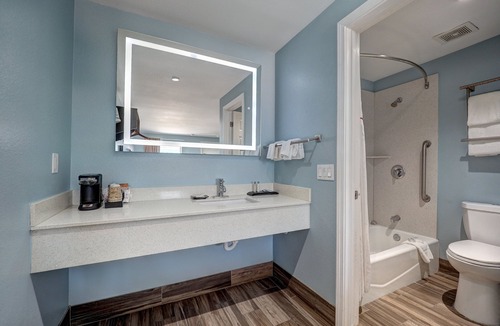 Port Aransas Hotel | Ocean's Edge Hotel, Port Aransas,TX