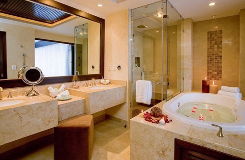 South Shore Hotel Area Resort | Oceanfront 3BR Prime PH 5 Star Garza Blanca Resort Easter/Christmas 2026 & more!
