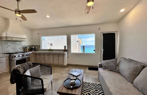 Buenavista Apartment | Oceanfront Condo Patio and shared Pool Casita Mar y Sol