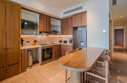 La Cruz de Huanacaxtle Apartment | Oceanfront Townhouse with Private Pool at Zantamar