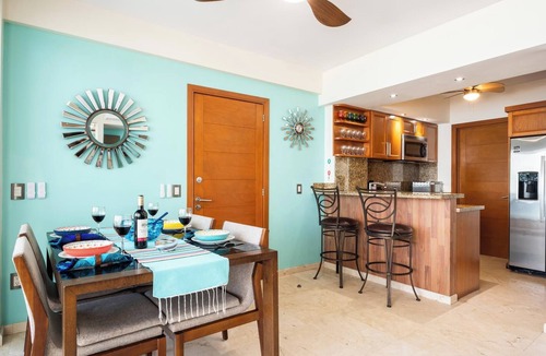 Colonia 5 de Diciembre Condo | Oceanfront Paradise | Pool & Walk-Out Beach Access