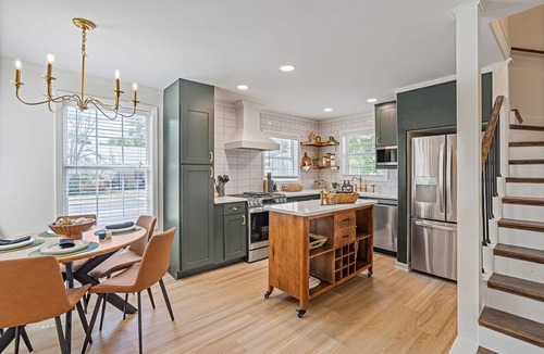 Georgetown House | Old Town Stone Cottage: Walk to Square, Family Friendly, Free EV Charging