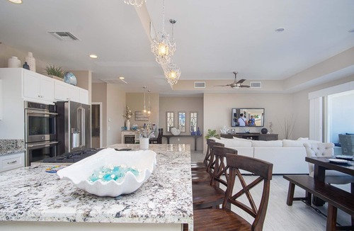 La Choya House | One-of-a-Kind Margaritaville Oceanfront/Laguna Shores