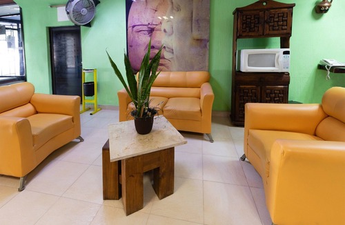 Zona Centro Hotel | OYO Hotel Merida