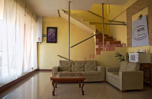 Teolocholco Hotel | OYO Hotel Trigos De Oro,San Luis Teolocholco Park