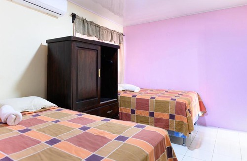 Flores Apartment | p1 Apartamentos Petenchel, por Aeropuerto Flores Peten