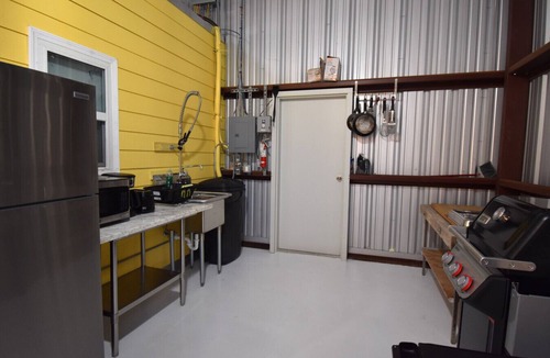 Palacios Apartment | Palacios Paradise, fishing, game room, rural