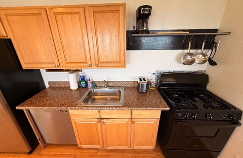 Granite Bay House | Panoramic folsom lake views. 2-bedroom house with AC in charming Granite Bay