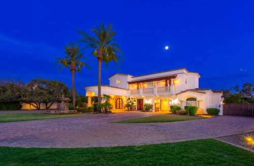 Shea Ranchos House | ParadiseCastlePickleballCrtPuttSpaRoomGameRm