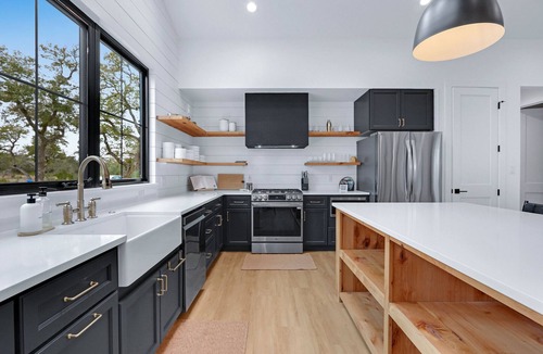 Wimberley House | Pasatiempos I Heated Cowboy Pool, Stargazing