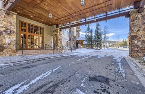 Copper Mountain Village Apartment | Passage Point 405 condo