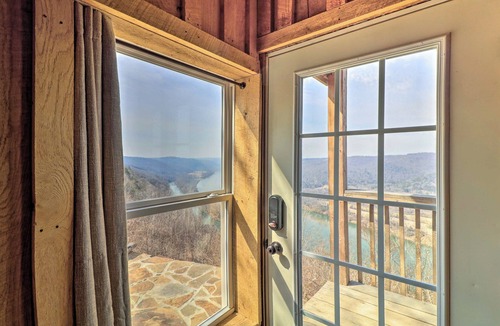 Mountain View Apartment | Peaceful ‘Mountain Air’ Getaway w/Fire Pit!