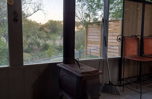 Marble Falls House | Peaceful, quiet, close to Hidden Falls and charming downtown.