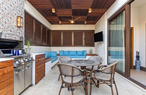 La Puntilla Apartment | Peaceful Retreat with Pool – Ideal for Relaxation
