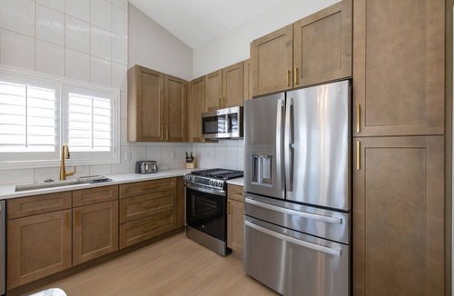 Palm Valley House | Pebblecreek 55+ Resort community. Virtually brand-new home with heated pool!