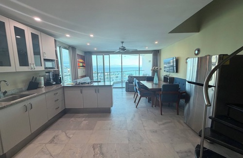 Flamingos Condo | Penthouse Condo with private pool