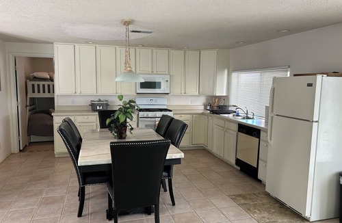 Derry Cottage | Perfect 2-bedroom Caballo Lake RV House