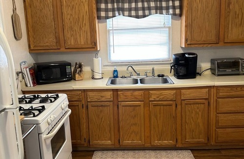 Clovis House | Perfect 2-bedroom house with AC in charming Clovis