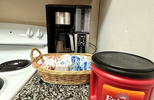 Astrodome Apartment | Perfect for extended stays in Houston med center. 30+ night stays I Free parking