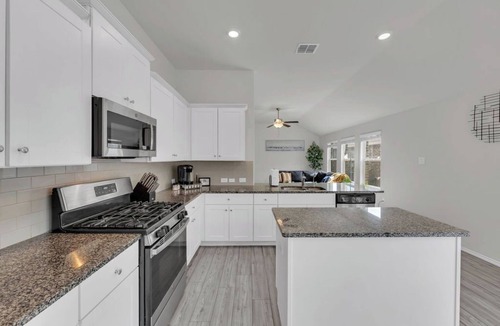 Lincoln Park House | Perfectly Situated, Beautifully Styled - Little Elm Beach & PGA Frisco