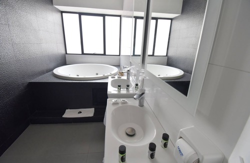 Downtown Guadalajara Hotel | Perla Central Hotel