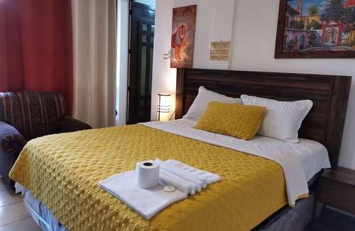 Santiago Atitlan Hotel | Pescador Hotel PH