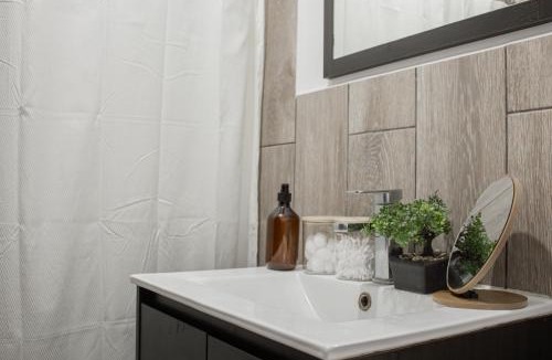 Zona 12 Apartment | Petápolis 2-Apartamento Grande - Zona 12 de la Ciudad de Guatemala