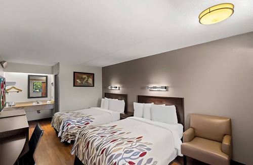 Las Colinas Hotel | Pet-Friendly Rooms Near Airport, Grapevine Lake & Shopping | 2 Units