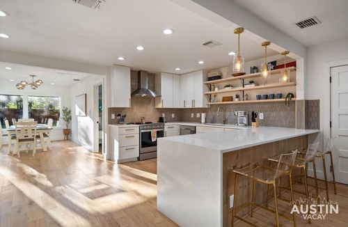 Westgate House | Pet-Friendly Westgate MidMod w Yard, EV, Firepit, Near Austin Fun & Food!