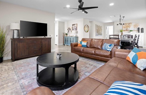 Villa De Paz House | Phoenix 4 Br Retreat Pool Dog Friendly Games