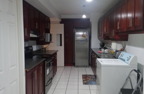 Zona 16 Apartment | Pink House 604