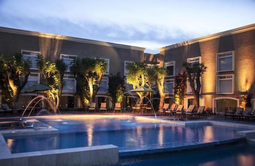 Downtown Queretaro Hotel | Plaza Camelinas Hotel