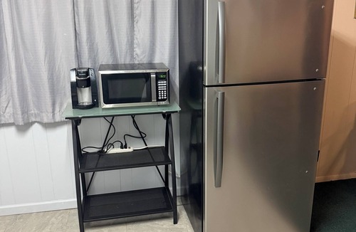 Big Spring Apartment | Pleasant 1-bedroom studio with AC in charming Big Spring
