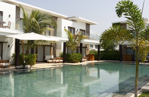 Monterrico Villa | Pool Entry 7 Guests 2 Bedrooms