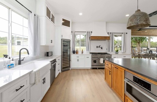 Dripping Springs House | Pool & Hot Tub + Close to Wineries - El Dorado!
