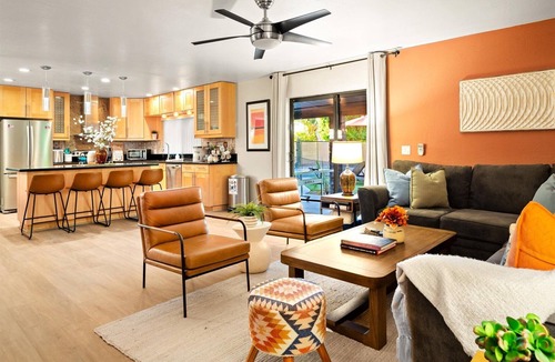 Paradise Valley Village House | Pool Hot Tub Pickleball 3 Hole Putting Green Ping Pong Arcade Grill