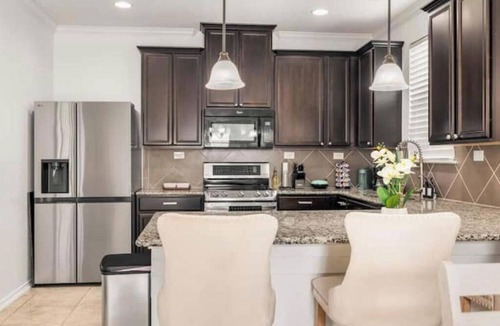Southside House | Pool , Lackland AFB , Spacious & Family-Friendly