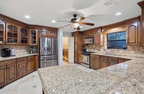 Irving House | Pool/Spa, 2 Game Rooms, 6 Bedrooms, 6 Bathrooms