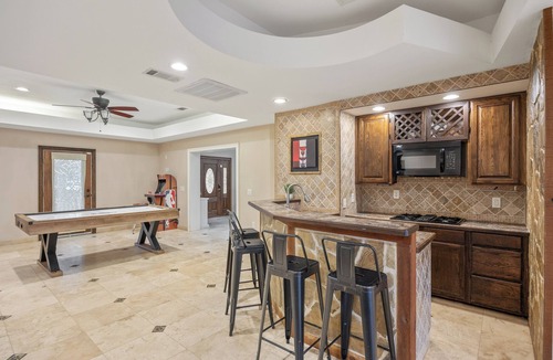Irving House | Pool/Spa, 2 Game Rooms, 6 Bedrooms, 6 Bathrooms