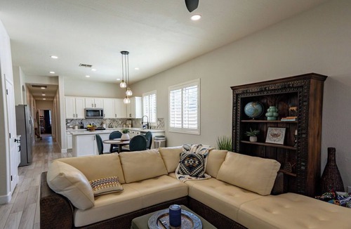 Surprise Farms House | Poolside Oasis in Surprise AZ 4BR Sleeps 12 Family-Friendly
