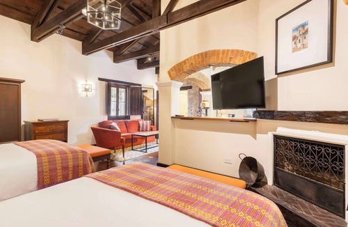 Antigua Guatemala Hotel | Porta Hotel Antigua