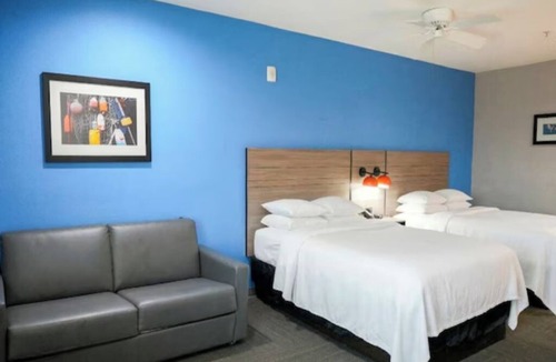 Port Aransas Hotel | Practical Stay—Budget-Friendly Room, Near Aransas Pass Aquatic Center -6.2 miles