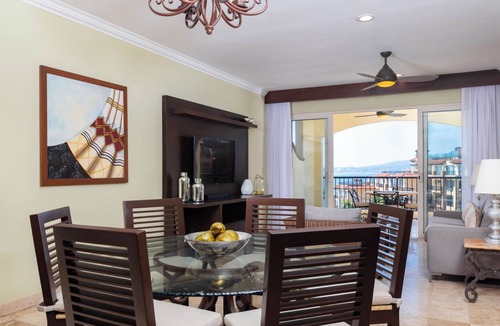 Puerto Vallarta Resort | PRESIDENT'S DAY WEEK IIN PUERTO VALLARTA! VILLA DEL PALMAR FLAMINGOS 2 BEDROOM
