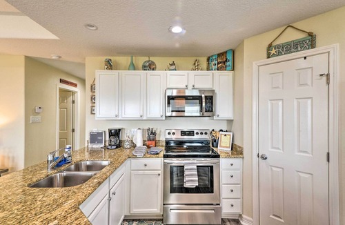 San Luis House | Private Beach Access: Coastal Freeport Home!